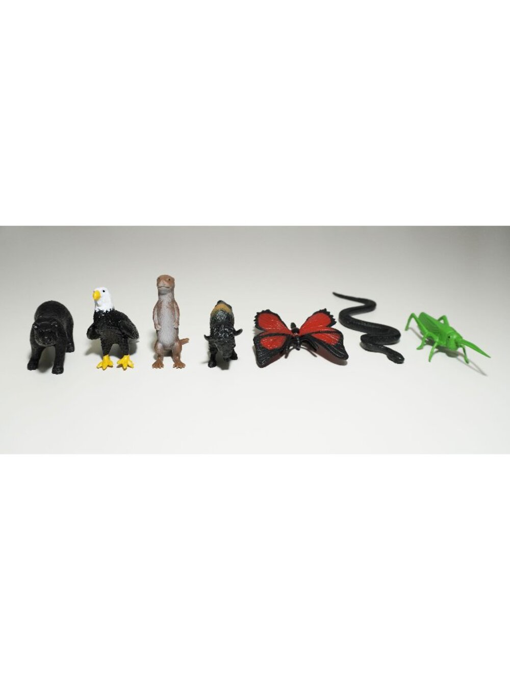 7 Safari Ltd Schleich Wildlife Animal Mini Figures: Bear Bald Eagle Otter Bison
